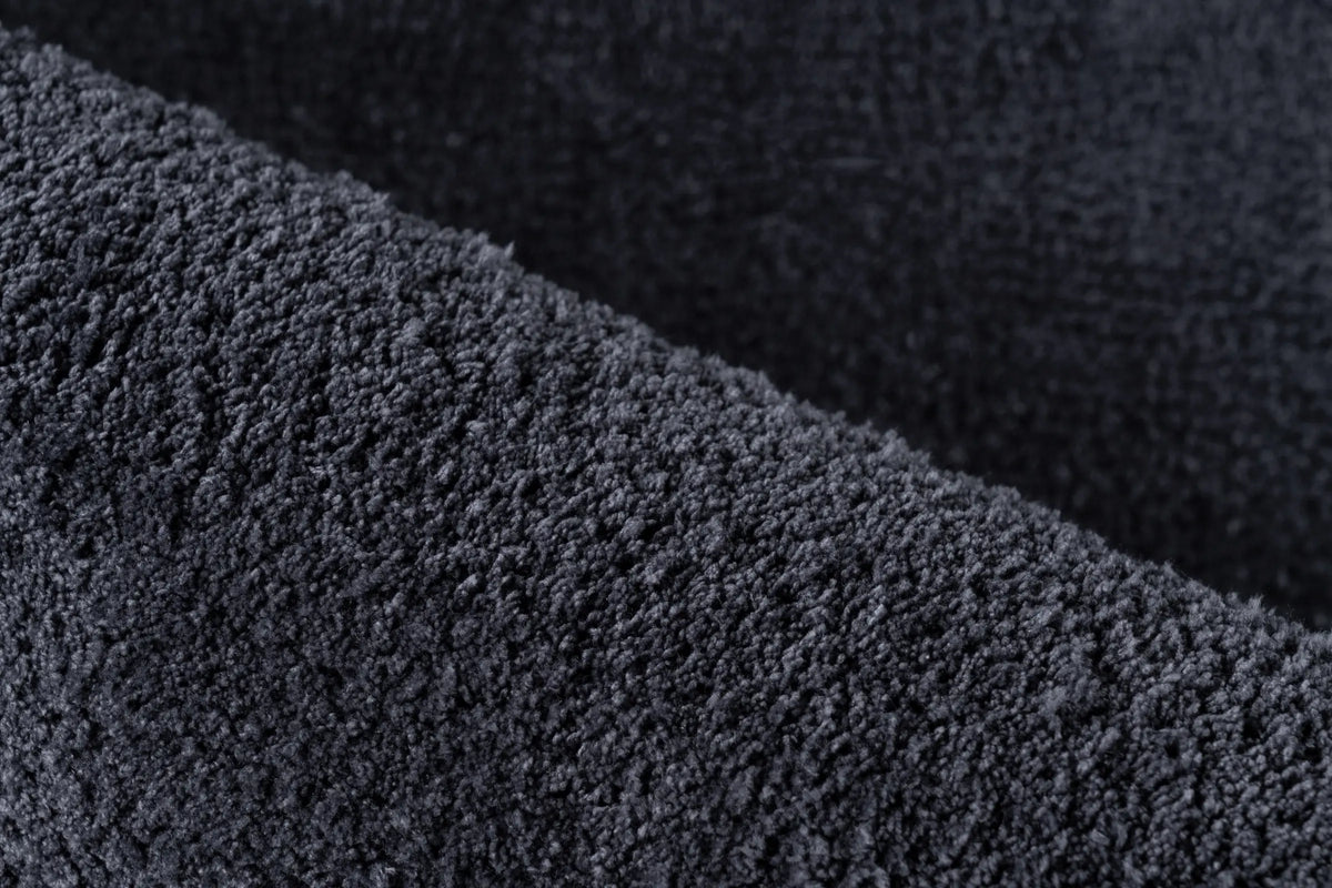 High-Pile Rug - Jurata Anthracite