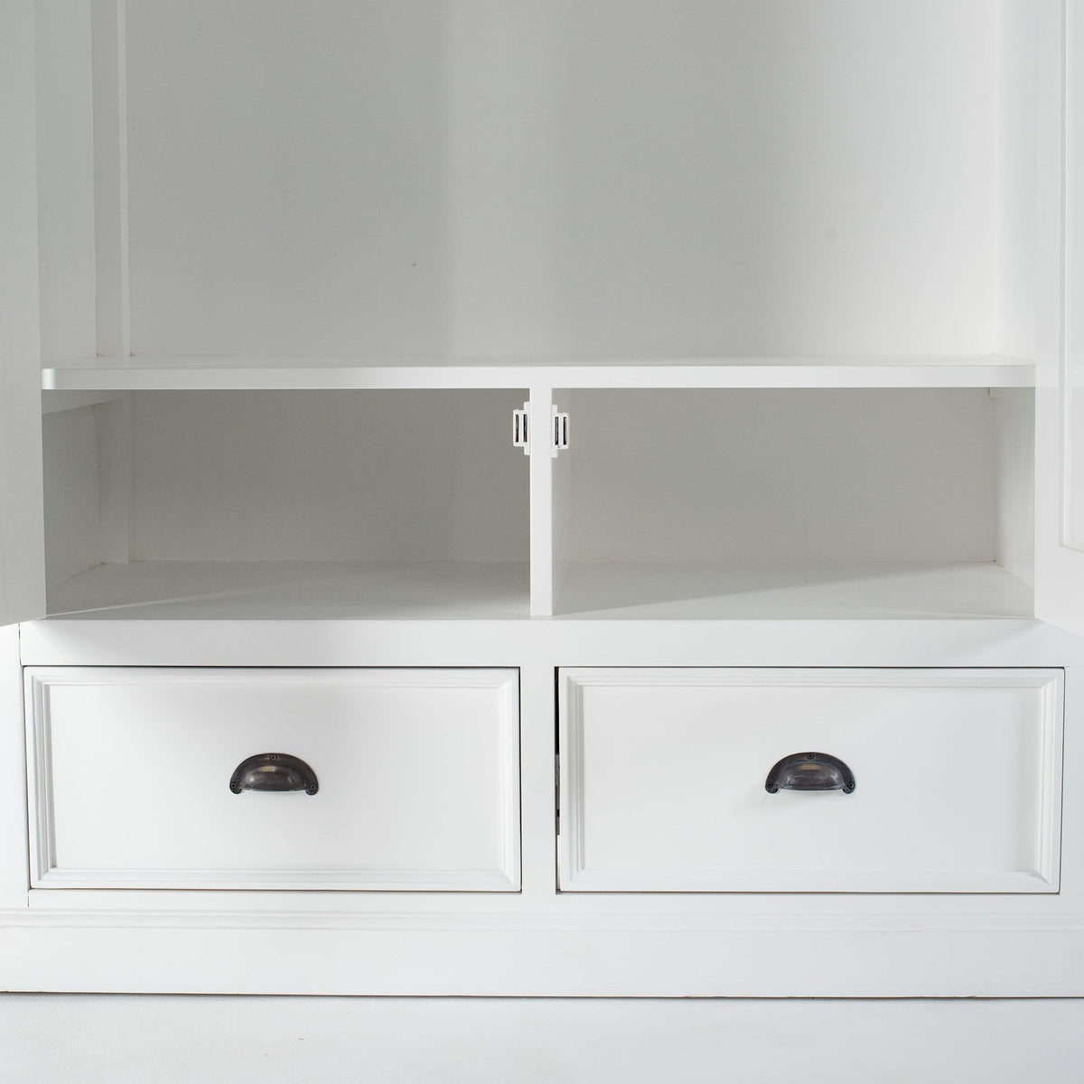 Wardrobe with 3 Doors - Lifestyle-foto | Marcottestyle