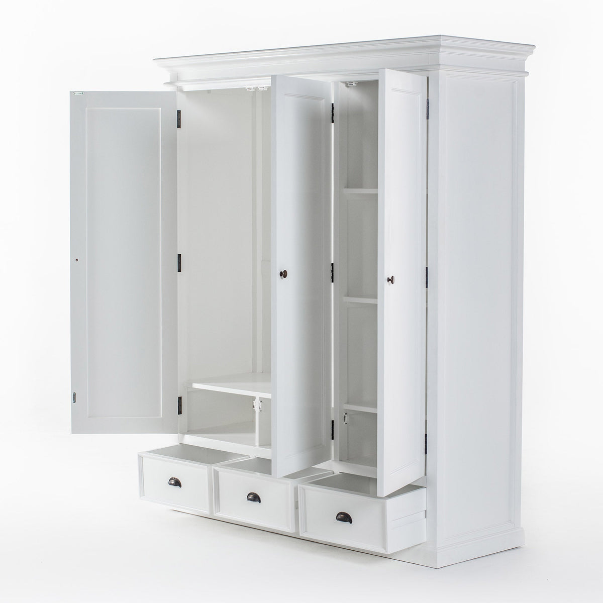 Wardrobe with 3 Doors - Lifestyle-foto | Marcottestyle