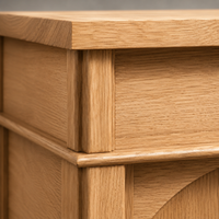Close-up of the solid oak finish and detailing of the Langeais bar counter