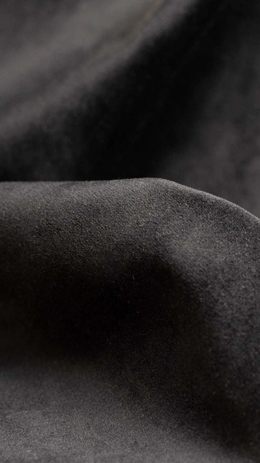 Bluvel 19 Black velvet fabric