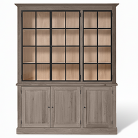 Wexford Display Cabinet - Braune Eiche mit 3 Glasscheibentüren | Marcottestyle