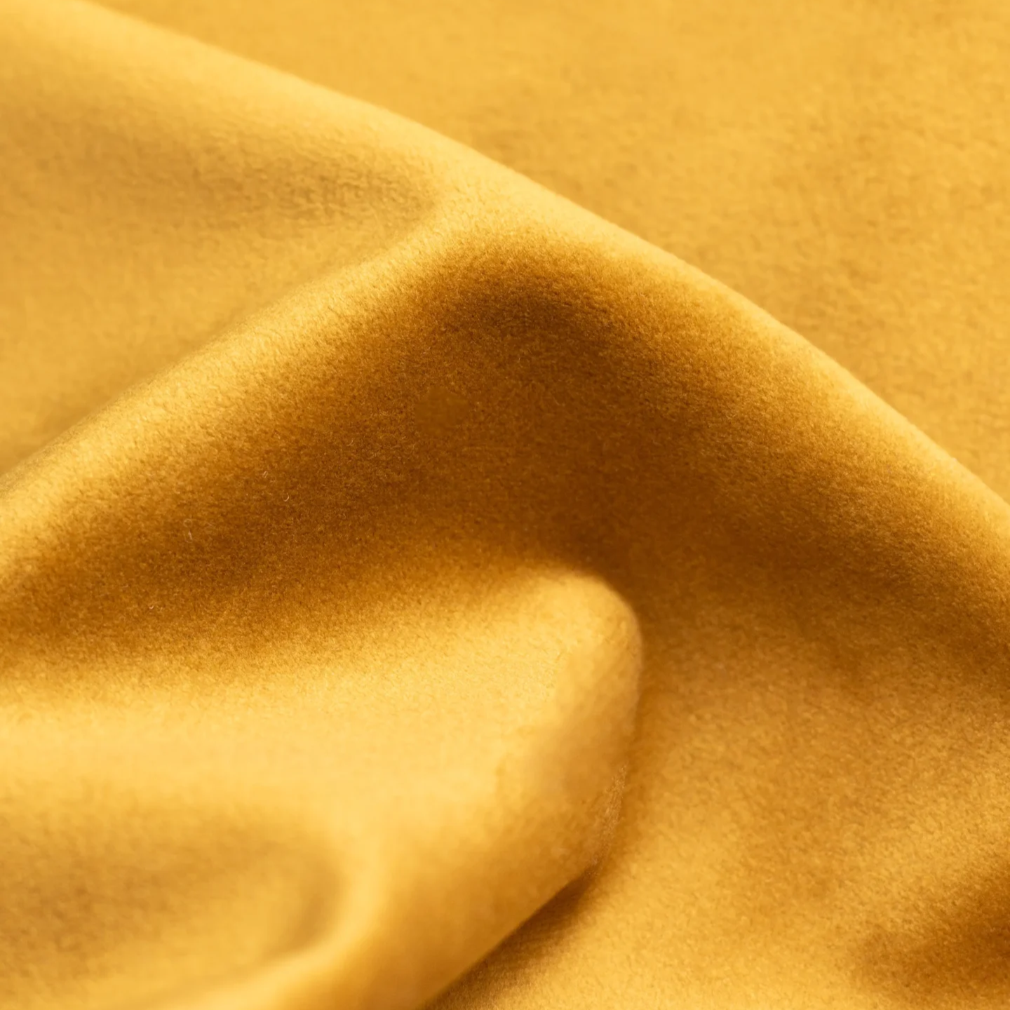 Esszimmerstuhl Canon - Alcantara Sand - Schwarz Füße