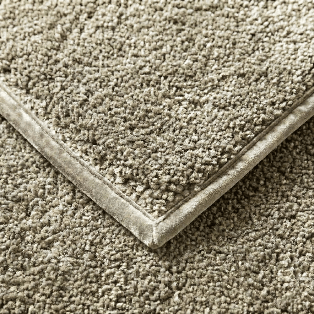 JAB ANSTOETZ Cuddly Carpet Savanna in the desired size - Colors JAB: 3698-495 - Piping Edge