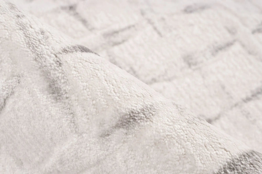Low-Pile Rug - Pavia Silver / Cream Grid