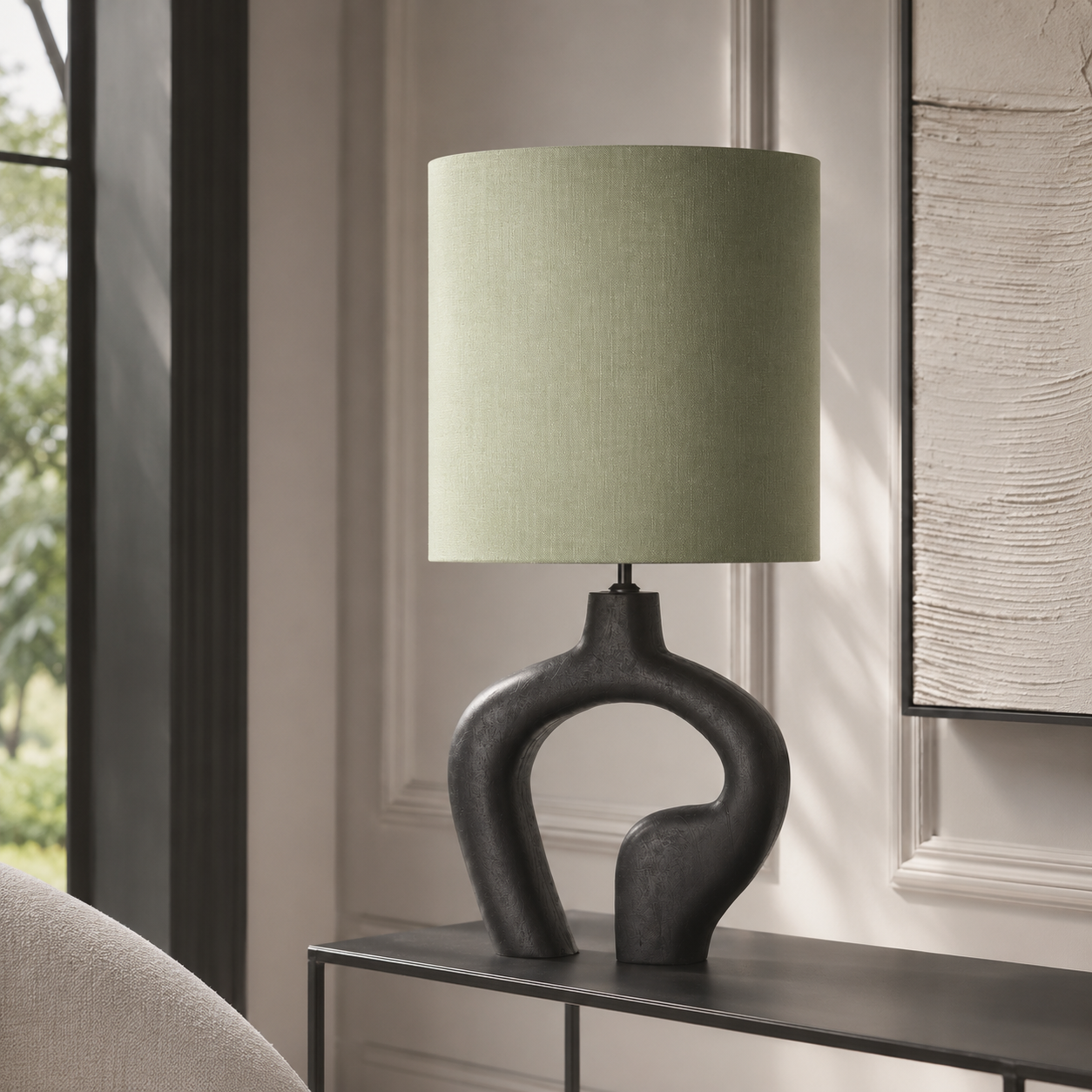 Lampe de table Loki 5831V in black styled inside a modern luxury living room avec natural window light and velvet carpet, photorealistic interior setting by Marcottestyle