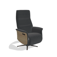 Recliner Atlas 6685 in Leather B900 (black), natural wood side panels, espresso metal base, angled view