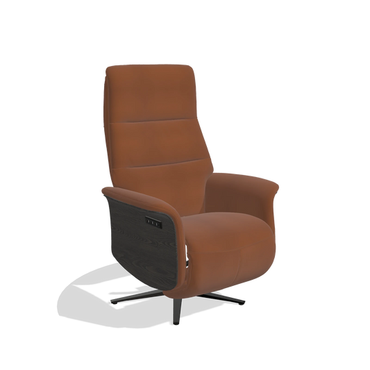 Sillón reclinable Atlas 6685 en Piel B912 (óxido), paneles laterales de madera en tabaco, base metálica en negro, vista en ángulo