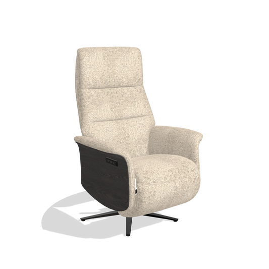 Sillón reclinable Atlas 6685 en tela Venga 214 (gris claro), paneles laterales de madera en tabaco, base metálica en negro, vista en ángulo