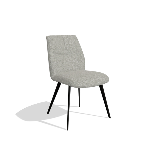 Silla de comedor sin reposabrazos Bari 6405 en tela Lodge 110 (greige), patas en negro, vista en ángulo