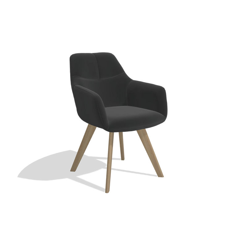 Chaise de salle à manger avec accoudoirs Basil 6624 en Cuir A804 (noir), pieds en naturel, vue de trois-quarts