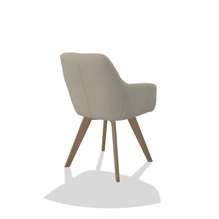 Sedia da pranzo con braccioli Basil 6624 in Pelle B971 (grigio chiaro), gambe in naturale, vista posteriore angolata