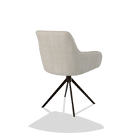 Silla de comedor Como 6450 en tela Bull 05 (gris claro), base giratoria en espresso, vista trasera en ángulo