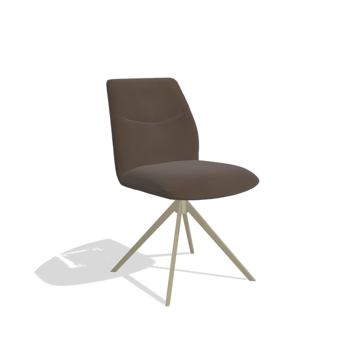 Chaise de salle à manger sans accoudoirs Ferrara 6406 en Cuir A825 (marron), pied pivotant en champagne, vue de trois-quarts