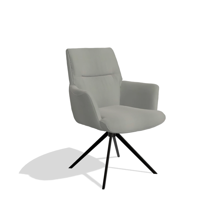 Chaise de salle à manger avec accoudoirs Flavia 6694 en Cuir B967 (grège), pied pivotant en noir, vue de trois-quarts