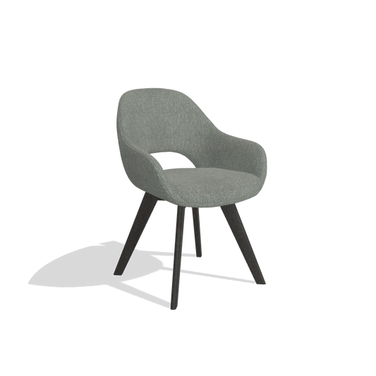 Chaise de salle à manger Marino 6608 en tissu San Remo 502 (taupe), pieds en tabac, vue de trois-quarts