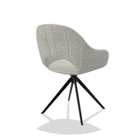 Silla de comedor Matera 6470 en tela Horta 186 (gris claro), base giratoria en negro, vista trasera en ángulo