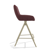 Tabouret de bar Matera 6483 en Cuir B554 (marron), pieds en champagne, vue de profil