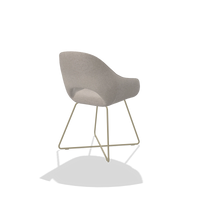 Silla de comedor Milan 6516 en tela Glory 196 (rosa palo), patas en champán, vista trasera en ángulo