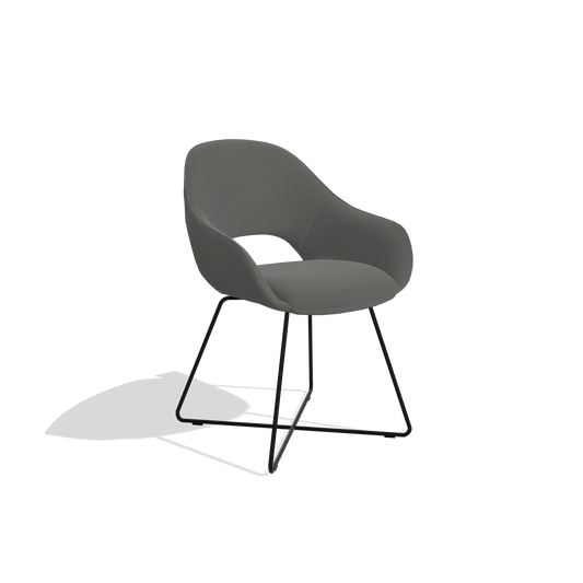 Chaise de salle à manger Milan 6516 en Cuir B945 (gris foncé), pieds en noir, vue de trois-quarts