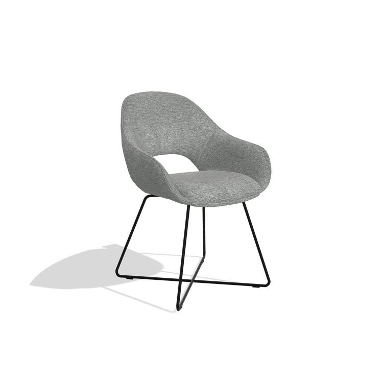 Esszimmerstuhl Milan 6516 in Stoff Mito 97 (Taupe), Beine in Schwarz, Schrägansicht