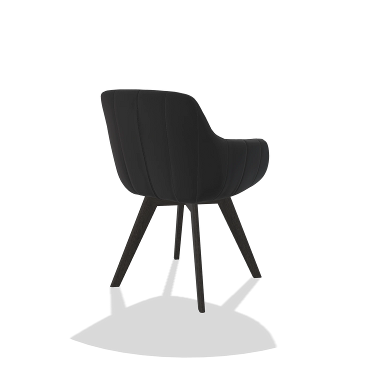 Sedia da pranzo Odille 6578 in Pelle B500 (nero), gambe in tabacco, vista posteriore angolata