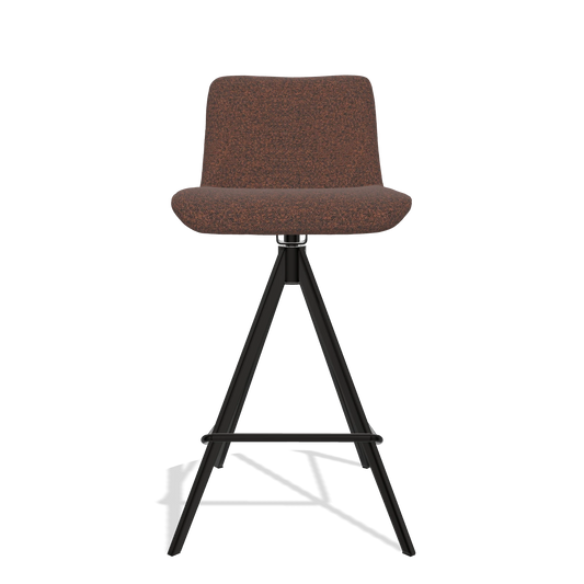 Barhocker Universal 6460 in Stoff Ascot Brick (Schokobraun), Beine in Schwarz, Vorderansicht