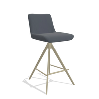 Sgabello da bar Universal 6460 in Pelle B961 (grigio scuro), gambe in champagne, vista angolata