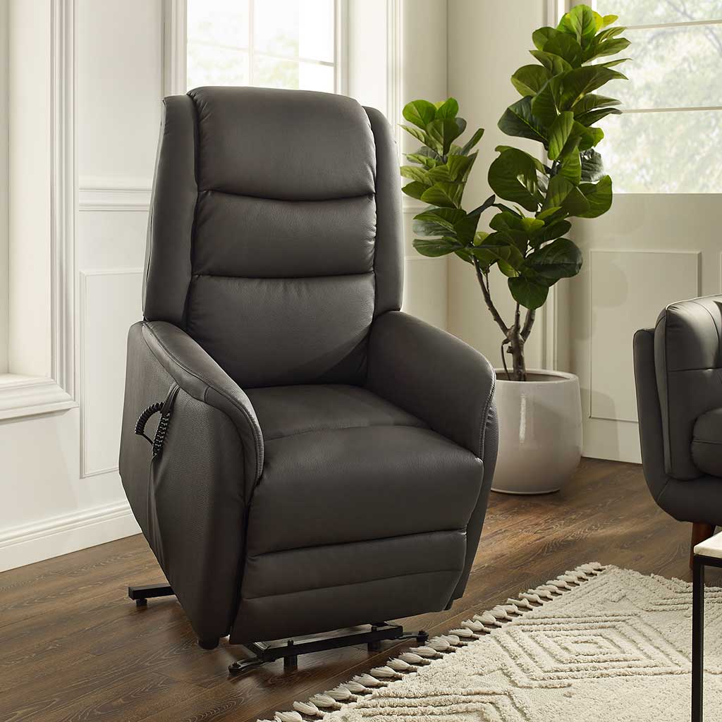 Berlin recliner dark brown angle