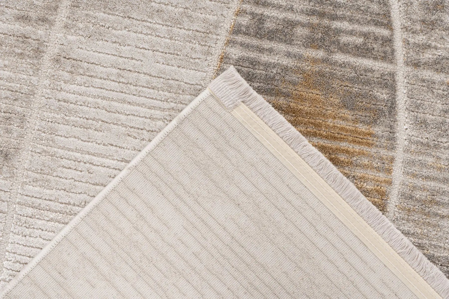 Low-Pile Rug - Valday Gold Organic