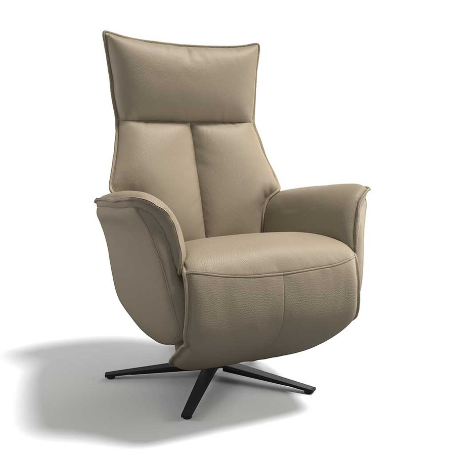 Calpe medium lift recliner in truffle B968 leather