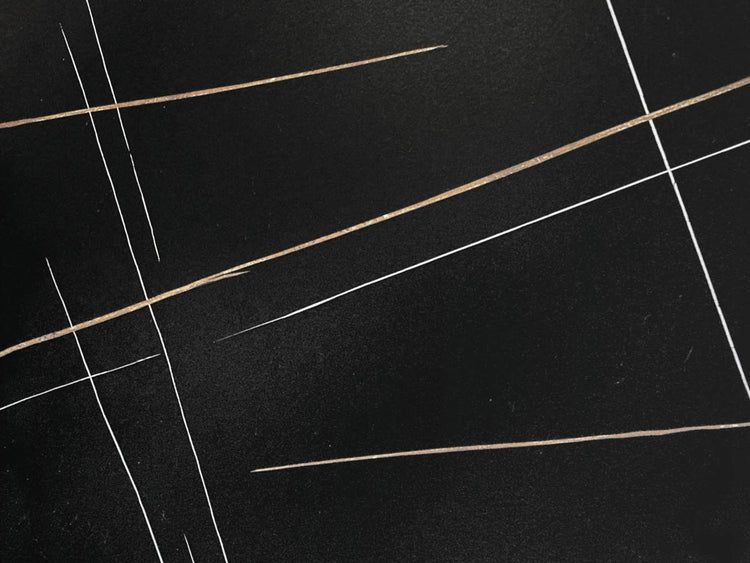 Classic Nero Artistique detail