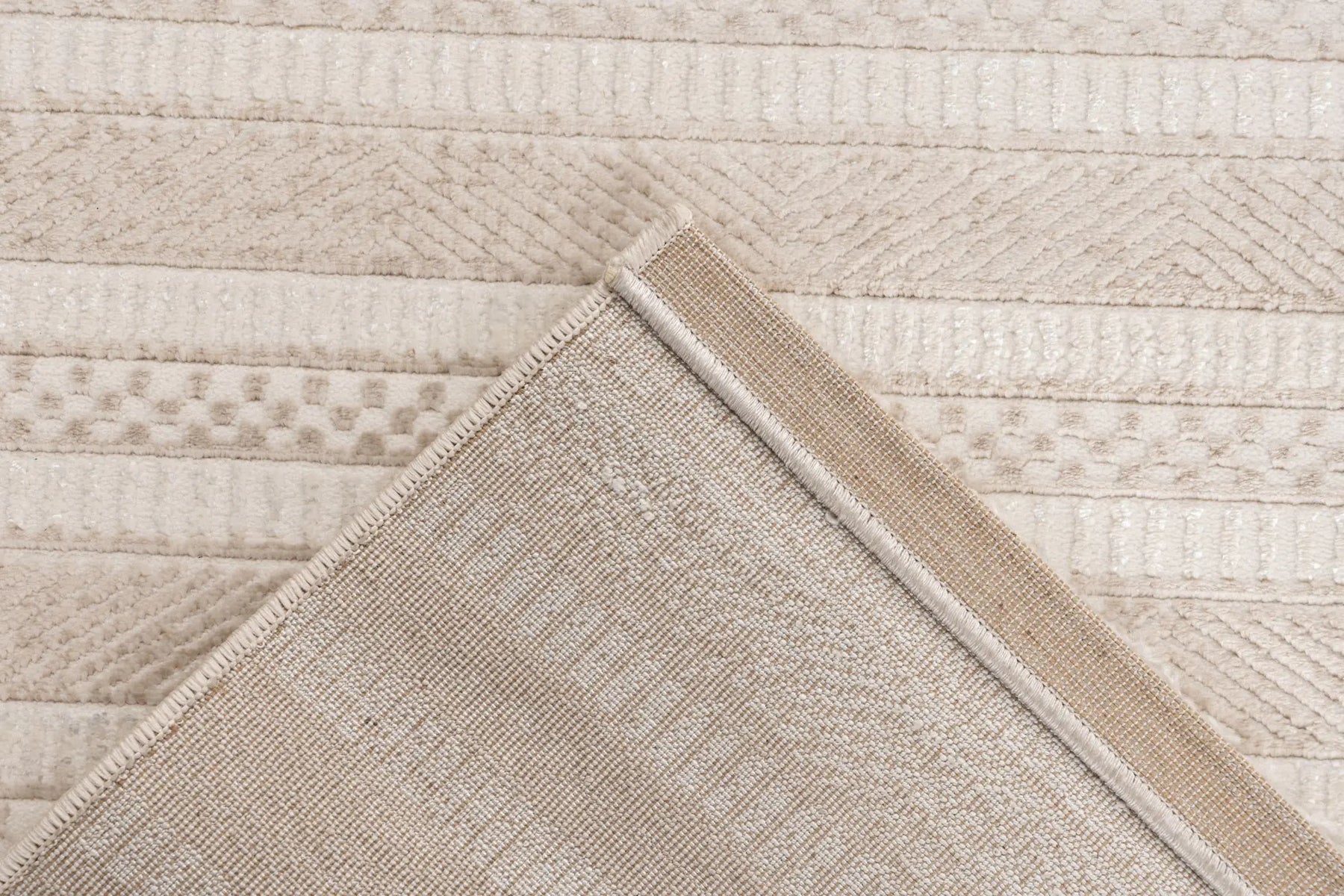 High-Pile Rug - Wexford Beige / Cream
