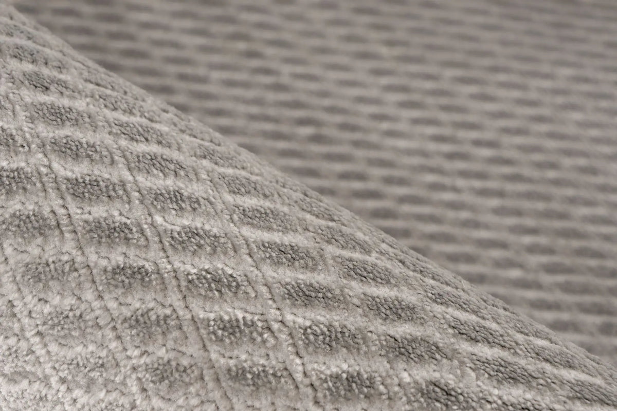 High-Pile Rug - Goronne Silver Grid 3