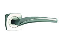 Door lever handles set on roses - 0R6853 | Marcottestyle