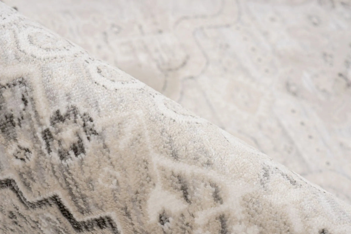 Low-Pile Rug - Norven Silver