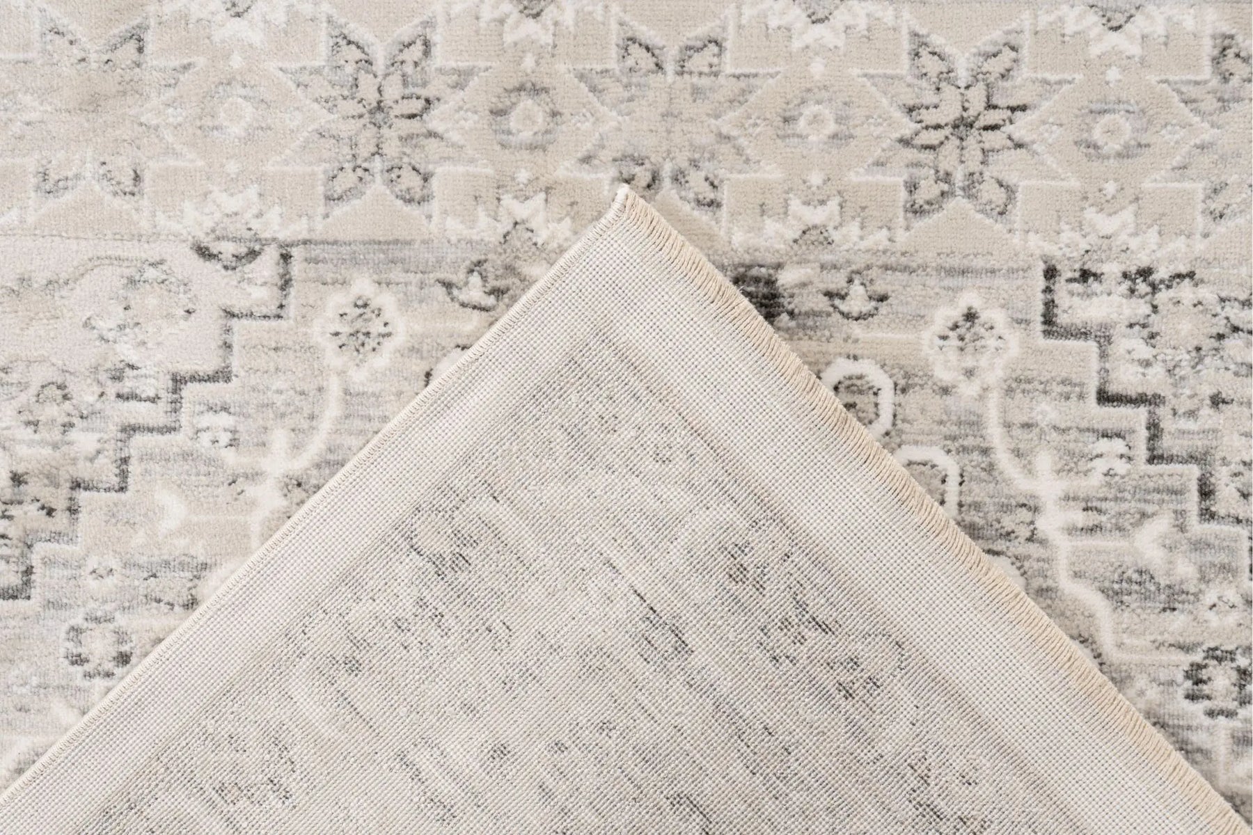 Low-Pile Rug - Norven Silver